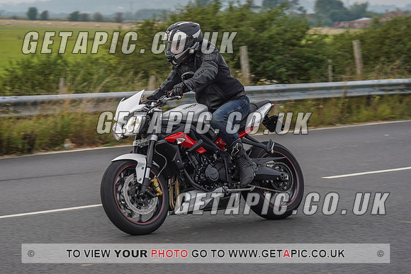 RS2109_3116