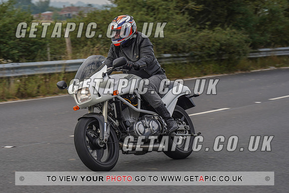 RS2109_3103