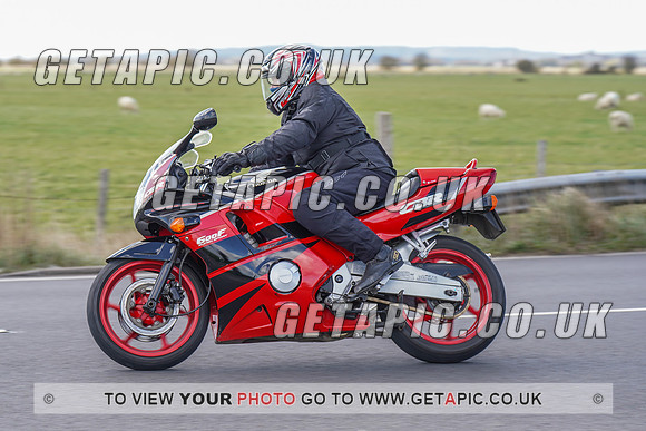 RS2204_1028