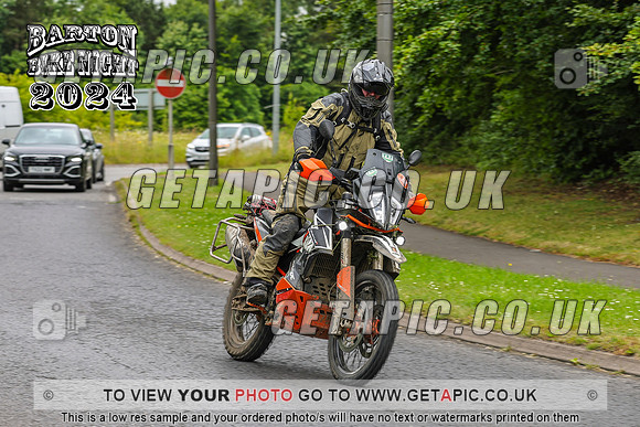 PR2407-226_LOGO_ON_PHOTO