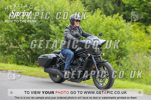 GP2406-2063-C_LOGO_ON_PHOTO