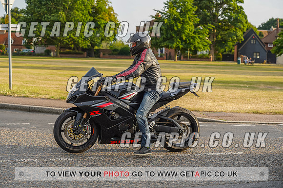 RS2207_8840