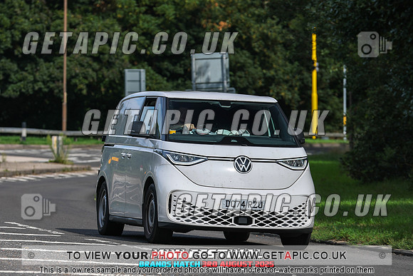 GP2508-2795-C_LOGO_ON_PHOTO