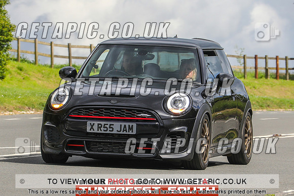 GP2406-10363-C_LOGO_ON_PHOTO