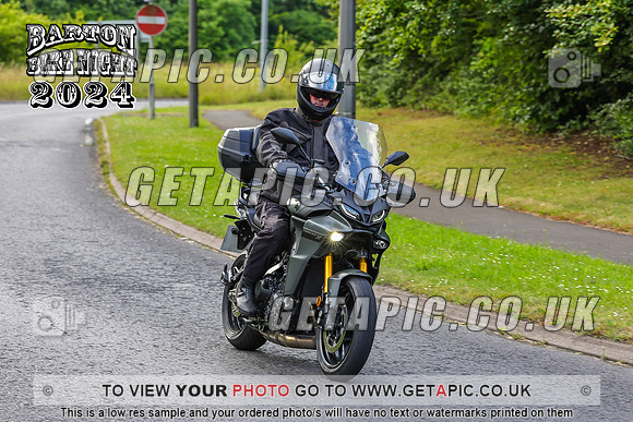 PR2407-7051_LOGO_ON_PHOTO