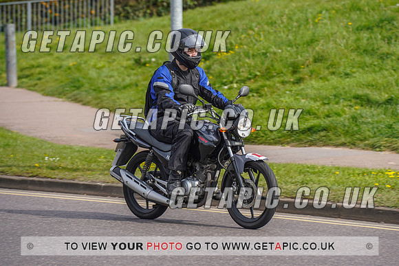 RS2204_3894