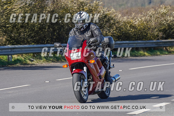RS2204_1081