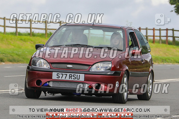GP2406-11228-C_LOGO_ON_PHOTO