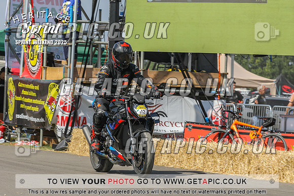 PP2508-3786_LOGO_ON_PHOTO