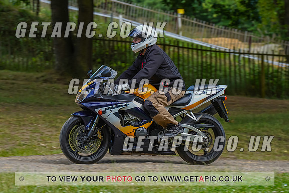 RS2207_1523