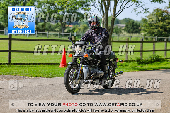 PR2506-00038_LOGO_ON_PHOTO