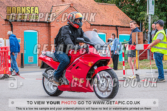 TW2508-4136_LOGO_ON_PHOTO