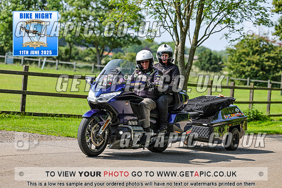 PR2506-00028_LOGO_ON_PHOTO