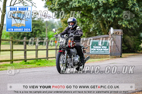 PR2408-07701_LOGO_ON_PHOTO