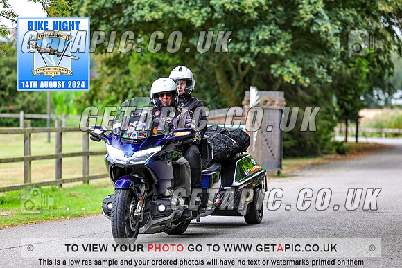 PR2408-04030_LOGO_ON_PHOTO