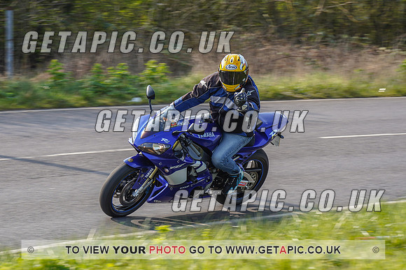 RS2203_4620