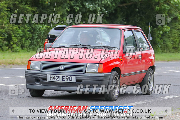 GP2406-7814-C_LOGO_ON_PHOTO