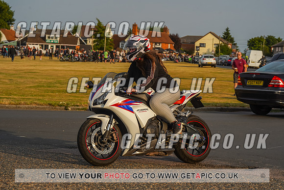 RS2207_8966