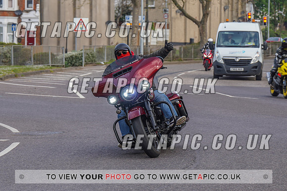 RS2204_3001