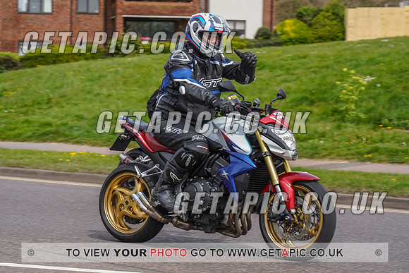 RS2204_7614