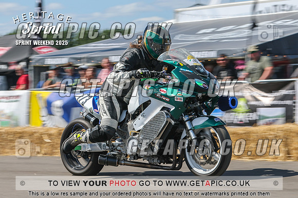 GP2508-5528-C_LOGO_ON_PHOTO