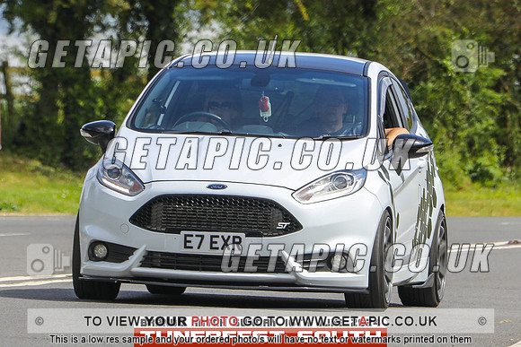 GP2406-9471-C_LOGO_ON_PHOTO