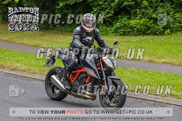 PR2407-172_LOGO_ON_PHOTO