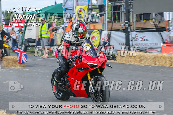 GP2508-3690_LOGO_ON_PHOTO