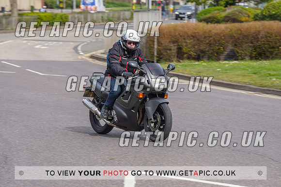 RS2204_4651