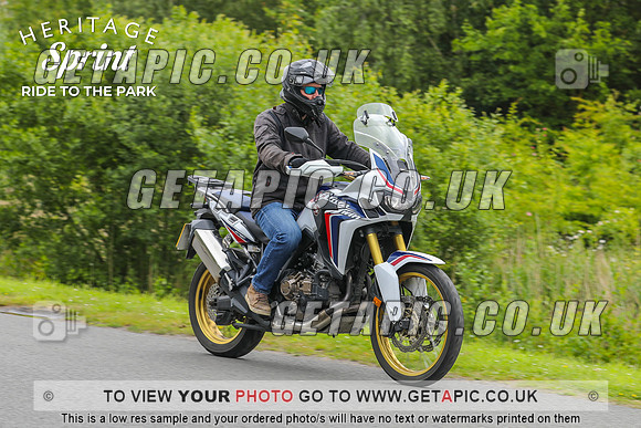 GP2406-2069-C_LOGO_ON_PHOTO