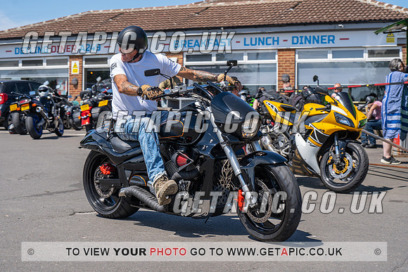 RS2207_9886