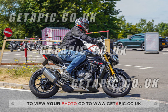 RS2207_9914