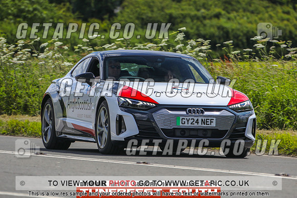 GP2406-8519-C_LOGO_ON_PHOTO