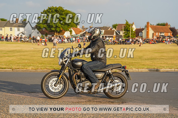 RS2207_8846