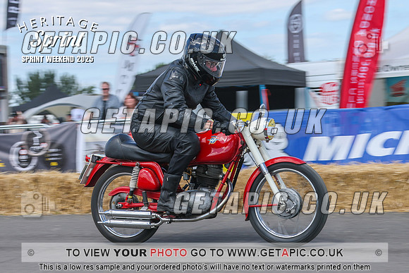 GP2508-4313-C_LOGO_ON_PHOTO