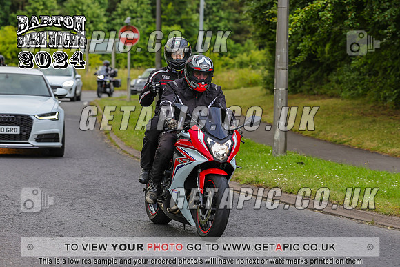 PR2407-4002_LOGO_ON_PHOTO