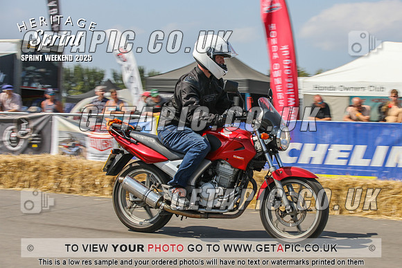 PP2508-3207-C_LOGO_ON_PHOTO