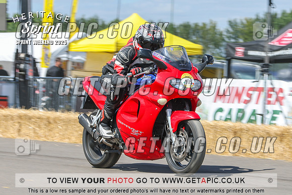 GP2508-3995-C_LOGO_ON_PHOTO