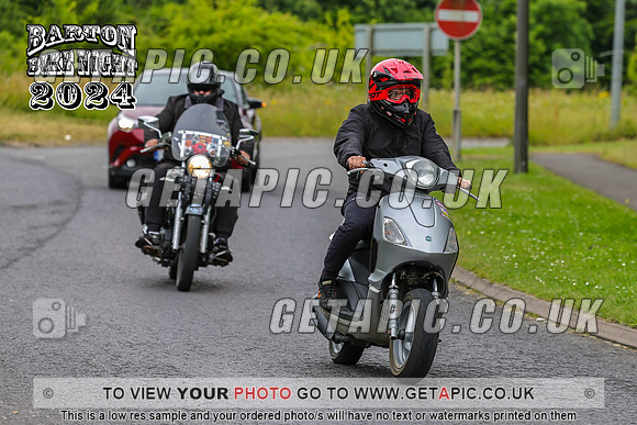 PR2407-435_LOGO_ON_PHOTO