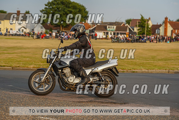 RS2207_9185