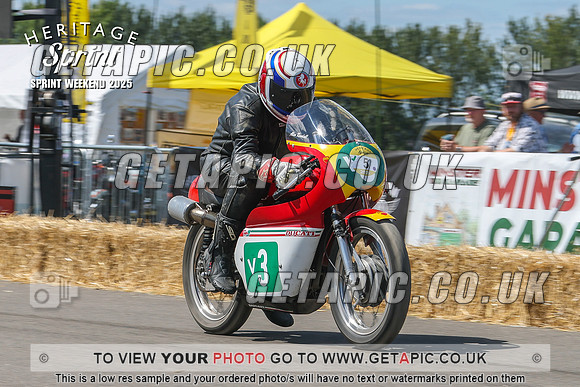 GP2508-4869-C_LOGO_ON_PHOTO