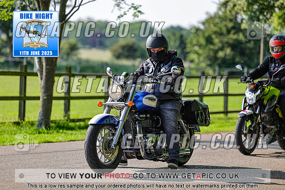 PR2506-02596_LOGO_ON_PHOTO