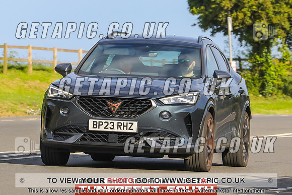 GP2406-14057-C_LOGO_ON_PHOTO