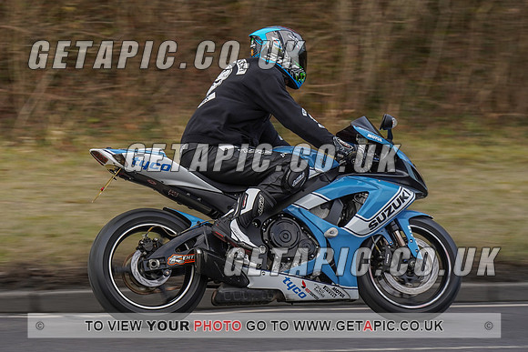 RS2202_1049