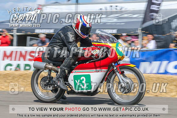 GP2508-3682-C_LOGO_ON_PHOTO
