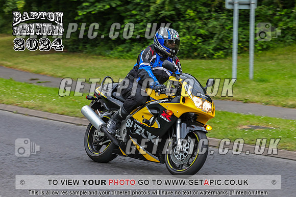 PR2407-9236_LOGO_ON_PHOTO