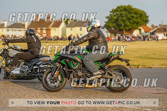 RS2207_9210