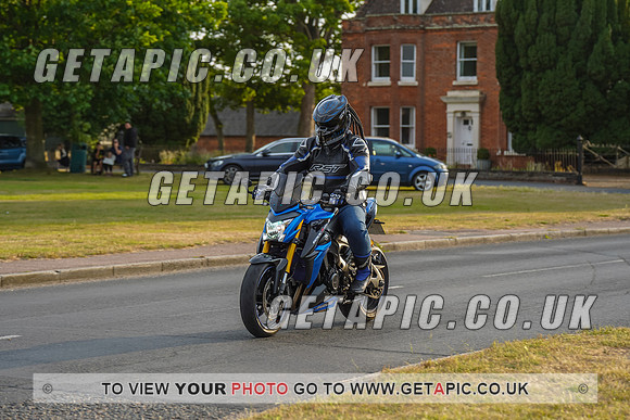 RS2207_8971