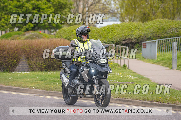 RS2204_7615
