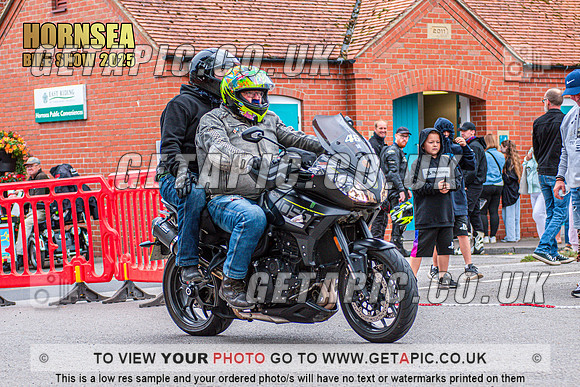 TW2508-4105_LOGO_ON_PHOTO